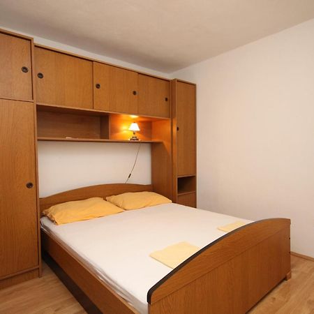 Apartments By The Sea Basina, Hvar - 8749 Vrbanj Habitación foto